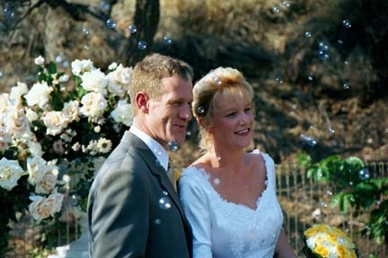 AUST NT AliceSprings 2002OCT19 Wedding SYMONS Ceremony 019